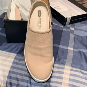 Dr. scholl’s madi mule never worn been in box